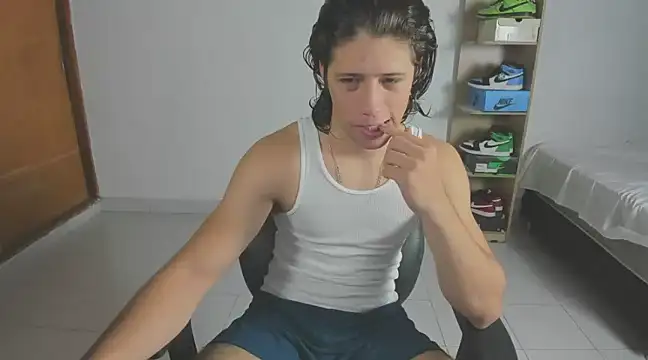 imtonny19 online show from March 5, 12:16 am