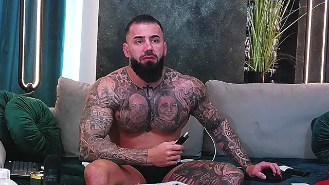 masterkingofmusclee online show from January 30, 12:27 pm