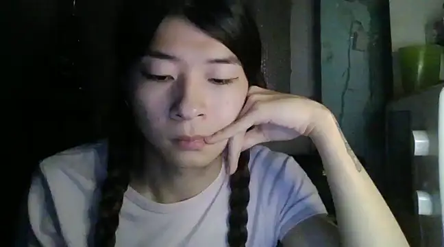 CarlyJoy online show from January 5, 7:28 pm