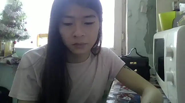 CarlyJoy online show from January 9, 6:38 am
