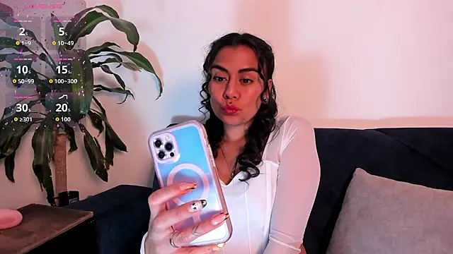 im amber online show from November 5, 1:44 pm