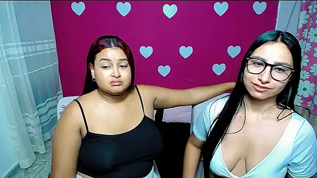 Snapshot of violeta_rous chatting on May 2, 3:44 am violeta rous online show from May 2, 3:44 am