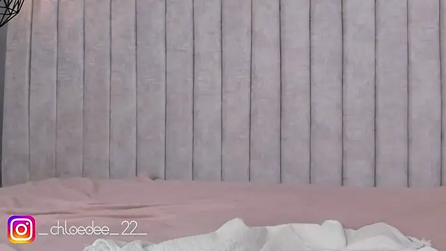 chloe d online show from December 31, 1:41 pm
