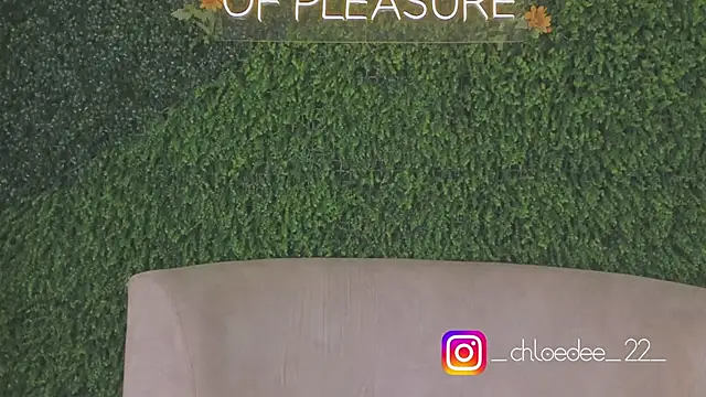 chloe d online show from October 4, 11:19 am