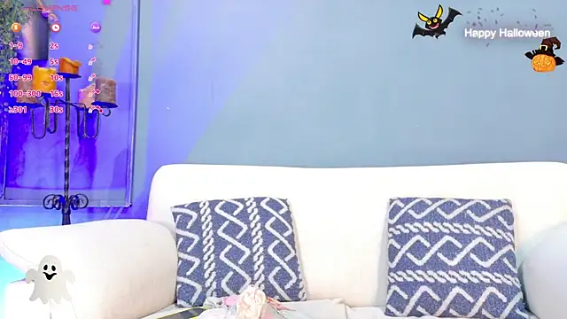 sofiaa ebony online show from October 15, 1:11 pm