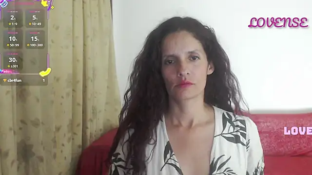 Snapshot of catalina_duran1 chatting on October 26, 4:51 am catalina duran1 online show from October 26, 4:51 am