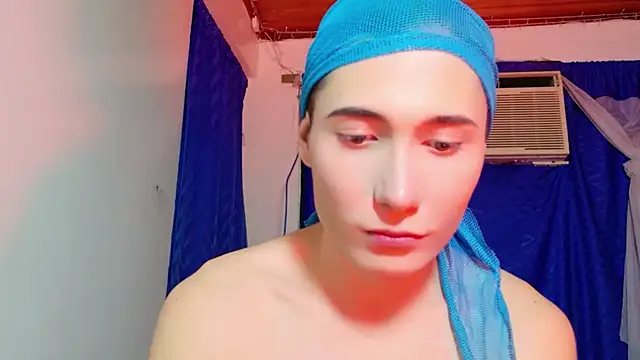 the littleangel1 online show from February 18, 10:06 pm