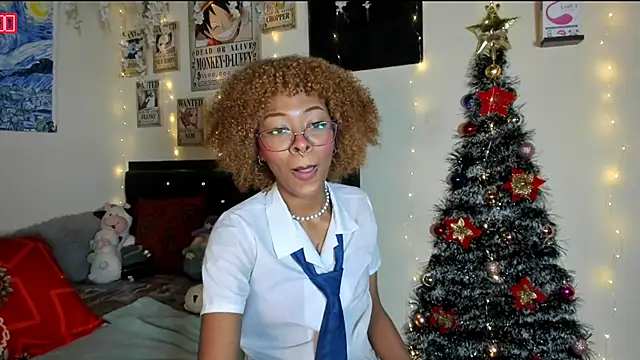 Snapshot of Cristal_Jonas@xh chatting on December 5, 4:20 am Cristal Jonasxh online show from December 5, 4:20 am