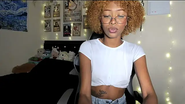 Snapshot of Cristal_Jonas@xh chatting on February 2, 3:10 am Cristal Jonasxh online show from February 2, 3:10 am