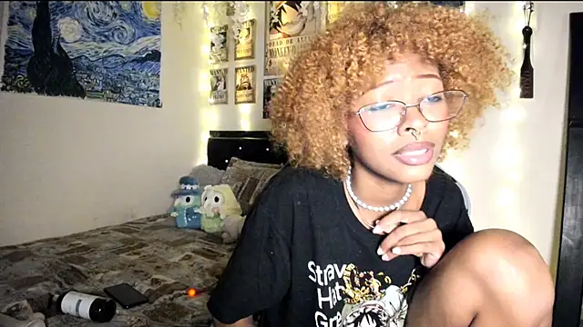 Snapshot of Cristal_Jonas@xh chatting on February 6, 7:56 am Cristal Jonasxh online show from February 6, 7:56 am