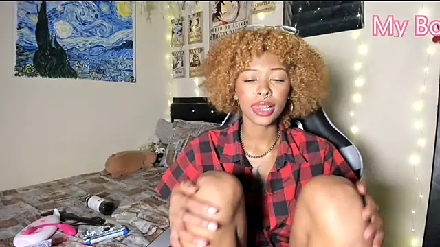 Snapshot of Cristal_Jonas@xh chatting on February 18, 7:10 am Cristal Jonasxh online show from February 18, 7:10 am