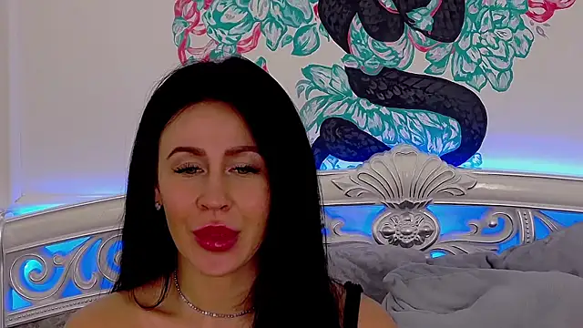 CrissyTaylor online show from January 11, 9:47 am