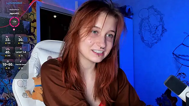 Snapshot of Sunny_Mouse_ chatting on December 28, 4:30 pm Sunny Mouse online show from December 28, 4:30 pm
