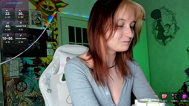 Snapshot of Sunny_Mouse_ chatting on January 31, 3:44 pm Sunny Mouse online show from January 31, 3:44 pm