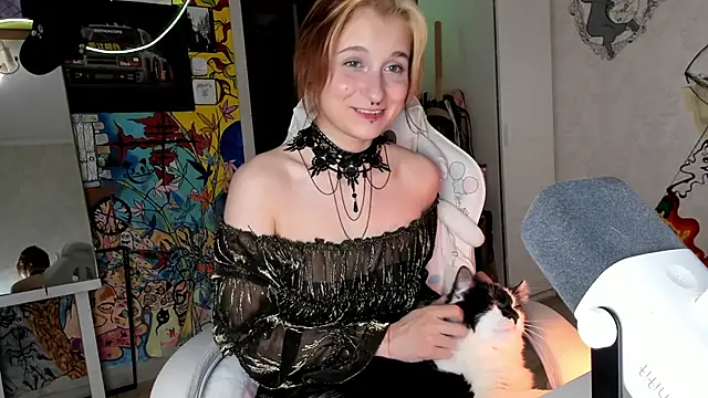 Snapshot of Sunny_Mouse_ chatting on March 5, 7:38 pm Sunny Mouse online show from March 5, 7:38 pm