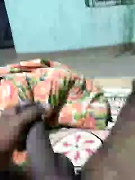 Snapshot of SILENT_FUCKER_01 chatting on December 18, 5:21 pm SILENT FUCKER 01 online show from December 18, 5:21 pm