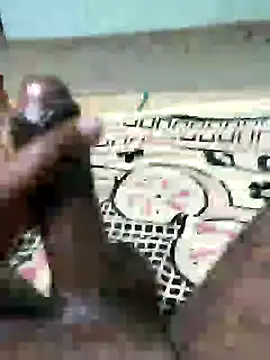 Snapshot of SILENT_FUCKER_01 chatting on December 27, 5:48 pm SILENT FUCKER 01 online show from December 27, 5:48 pm