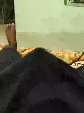 Snapshot of SILENT_FUCKER_01 chatting on January 29, 6:50 pm SILENT FUCKER 01 online show from January 29, 6:50 pm