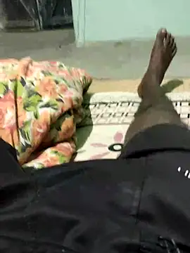 Snapshot of SILENT_FUCKER_01 chatting on March 5, 2:01 pm SILENT FUCKER 01 online show from March 5, 2:01 pm