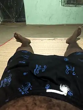 Snapshot of SILENT_FUCKER_01 chatting on March 17, 11:24 am SILENT FUCKER 01 online show from March 17, 11:24 am