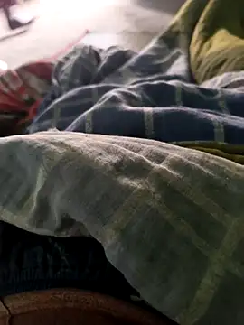 Snapshot of SILENT_FUCKER_01 chatting on March 21, 5:45 am SILENT FUCKER 01 online show from March 21, 5:45 am