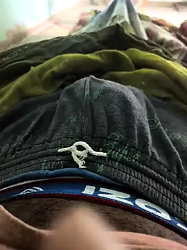 Snapshot of SILENT_FUCKER_01 chatting on March 22, 3:54 am SILENT FUCKER 01 online show from March 22, 3:54 am