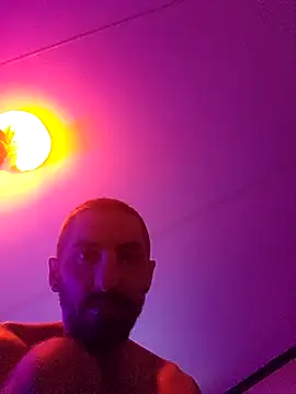 Bi curious86 online show from February 14, 1:46 am