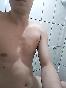 Snapshot of heter669 chatting on April 5, 10:45 am heter669 online show from April 5, 10:45 am