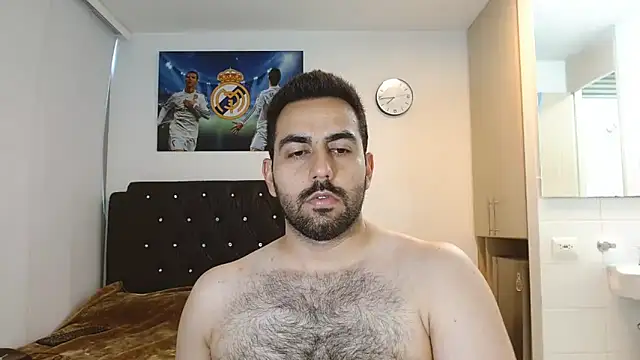 Snapshot of omarmohammedhot2 chatting on December 11, 8:39 pm omarmohammedhot2 online show from December 11, 8:39 pm