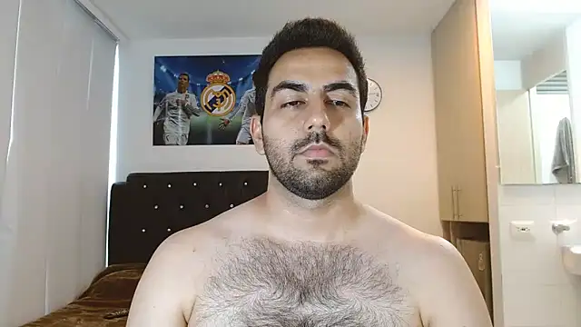 Snapshot of omarmohammedhot2 chatting on January 8, 2:56 pm omarmohammedhot2 online show from January 8, 2:56 pm