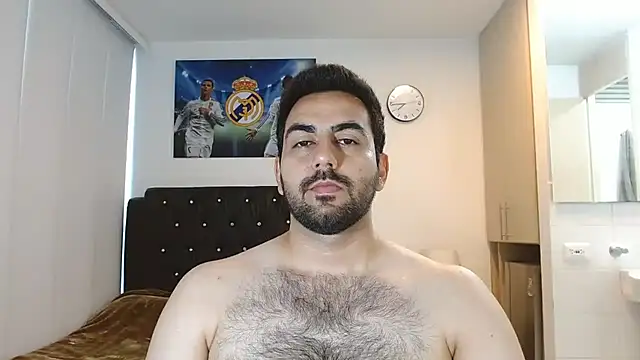 Snapshot of omarmohammedhot2 chatting on January 13, 2:32 pm omarmohammedhot2 online show from January 13, 2:32 pm