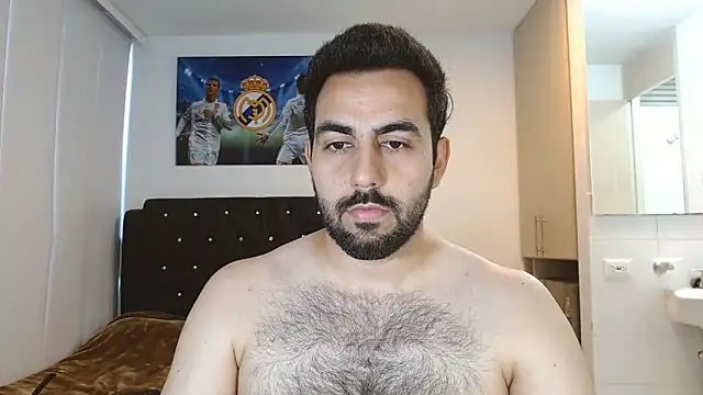 Snapshot of omarmohammedhot2 chatting on January 18, 2:33 pm omarmohammedhot2 online show from January 18, 2:33 pm