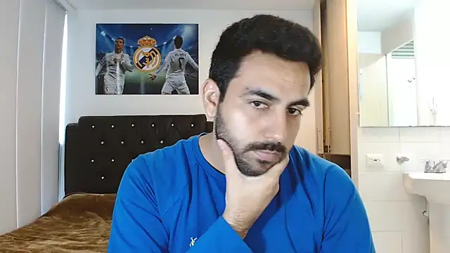 Snapshot of omarmohammedhot2 chatting on January 29, 2:42 pm omarmohammedhot2 online show from January 29, 2:42 pm