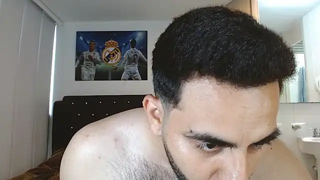 Snapshot of omarmohammedhot2 chatting on January 31, 2:49 pm omarmohammedhot2 online show from January 31, 2:49 pm