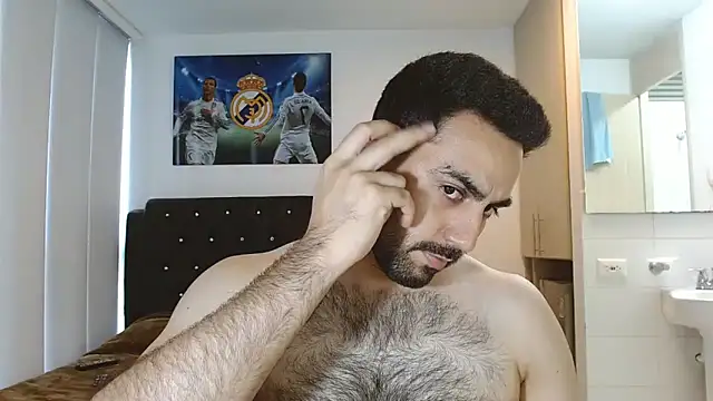 Snapshot of omarmohammedhot2 chatting on February 4, 2:32 pm omarmohammedhot2 online show from February 4, 2:32 pm