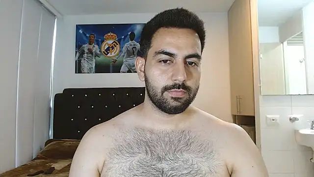 Snapshot of omarmohammedhot2 chatting on February 7, 2:26 pm omarmohammedhot2 online show from February 7, 2:26 pm