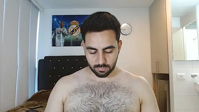 Snapshot of omarmohammedhot2 chatting on February 19, 3:38 pm omarmohammedhot2 online show from February 19, 3:38 pm