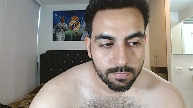 Snapshot of omarmohammedhot2 chatting on February 21, 2:27 pm omarmohammedhot2 online show from February 21, 2:27 pm