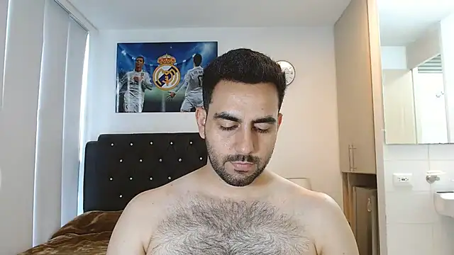 Snapshot of omarmohammedhot2 chatting on March 10, 2:37 pm omarmohammedhot2 online show from March 10, 2:37 pm