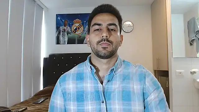 Snapshot of omarmohammedhot2 chatting on March 14, 2:41 pm omarmohammedhot2 online show from March 14, 2:41 pm