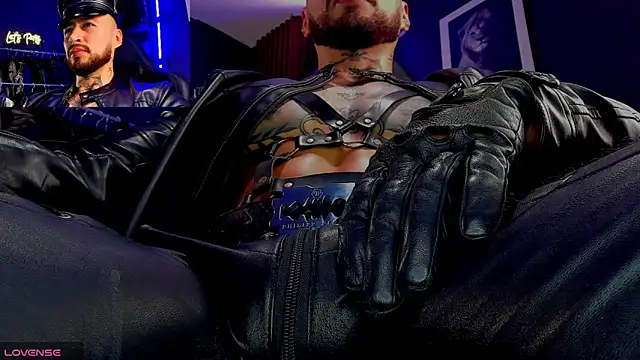 billyMayer  online show from October 10, 5:12 pm