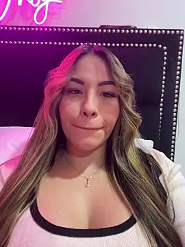 sexyyykloee online show from February 23, 3:26 am