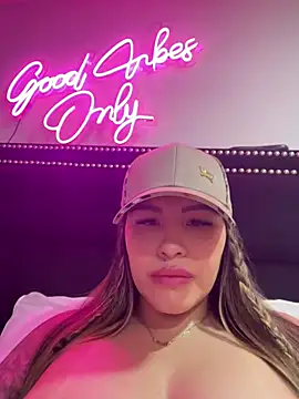 sexyyykloee online show from May 16, 7:27 am