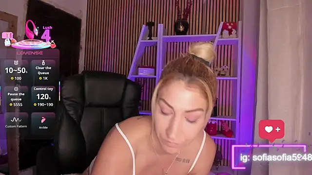 sofiah  online show from February 18, 5:42 pm