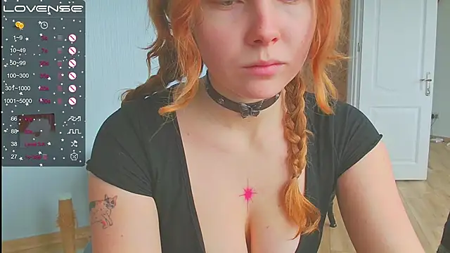 Snapshot of RubyLynxx chatting on December 8, 11:46 am RubyLynxx online show from December 8, 11:46 am