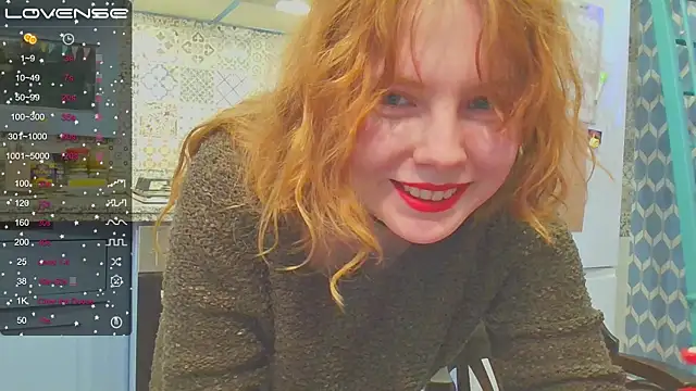 Snapshot of RubyLynxx chatting on February 8, 2:38 pm RubyLynxx online show from February 8, 2:38 pm