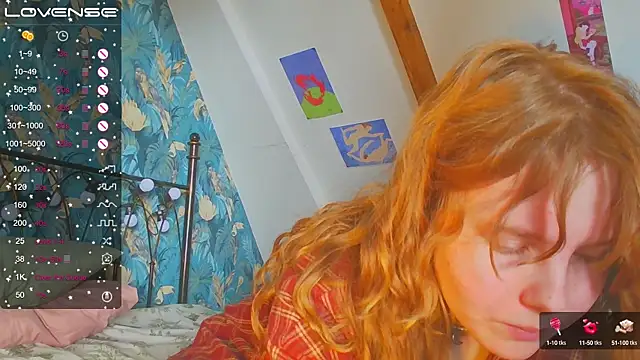 Snapshot of RubyLynxx chatting on February 10, 7:26 am RubyLynxx online show from February 10, 7:26 am