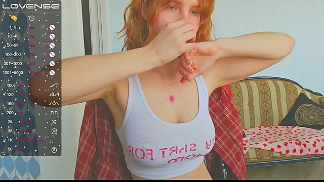 Snapshot of RubyLynxx chatting on February 13, 10:12 am RubyLynxx online show from February 13, 10:12 am