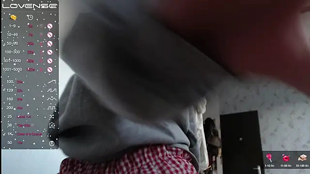 Snapshot of RubyLynxx chatting on October 11, 2:04 pm RubyLynxx online show from October 11, 2:04 pm