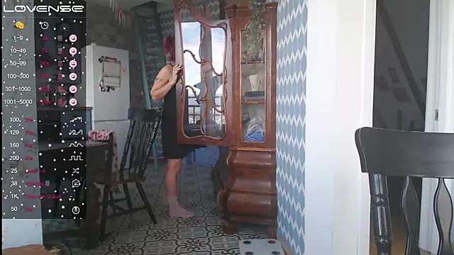 Snapshot of RubyLynxx chatting on October 21, 6:47 am RubyLynxx online show from October 21, 6:47 am